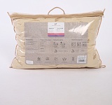 Подушка 50х70 Овечка (внешний слой: синтетическое волокно с добавлением шерсти, наполнитель: искусственный лебяжий пух, чехол: тик смесовый)